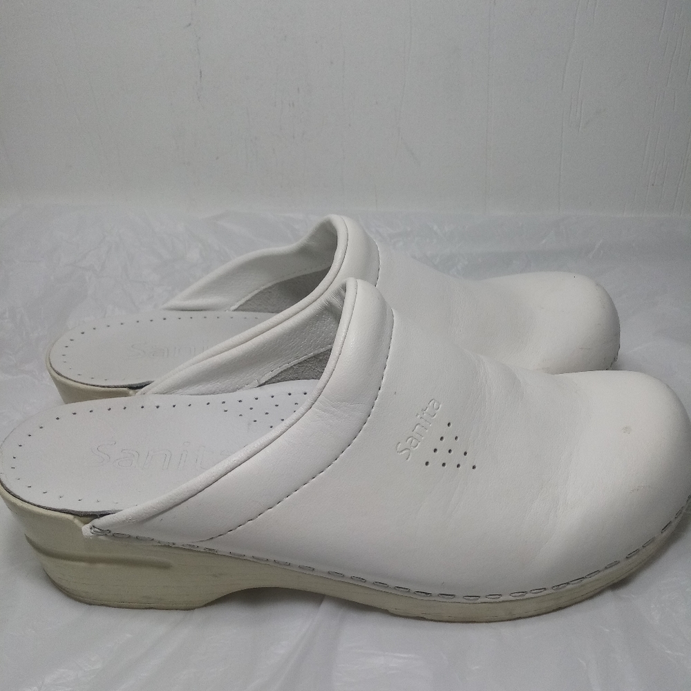 Sanita Clogs. ➗ - Picture 2 of 7